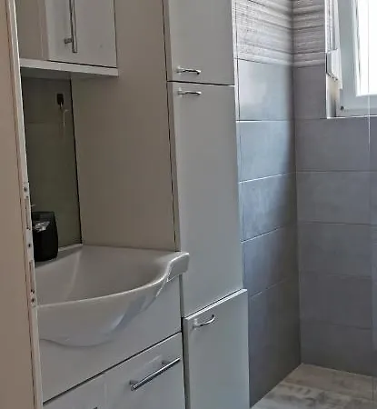 Apartman Jakov Podstrana 珀德垂那